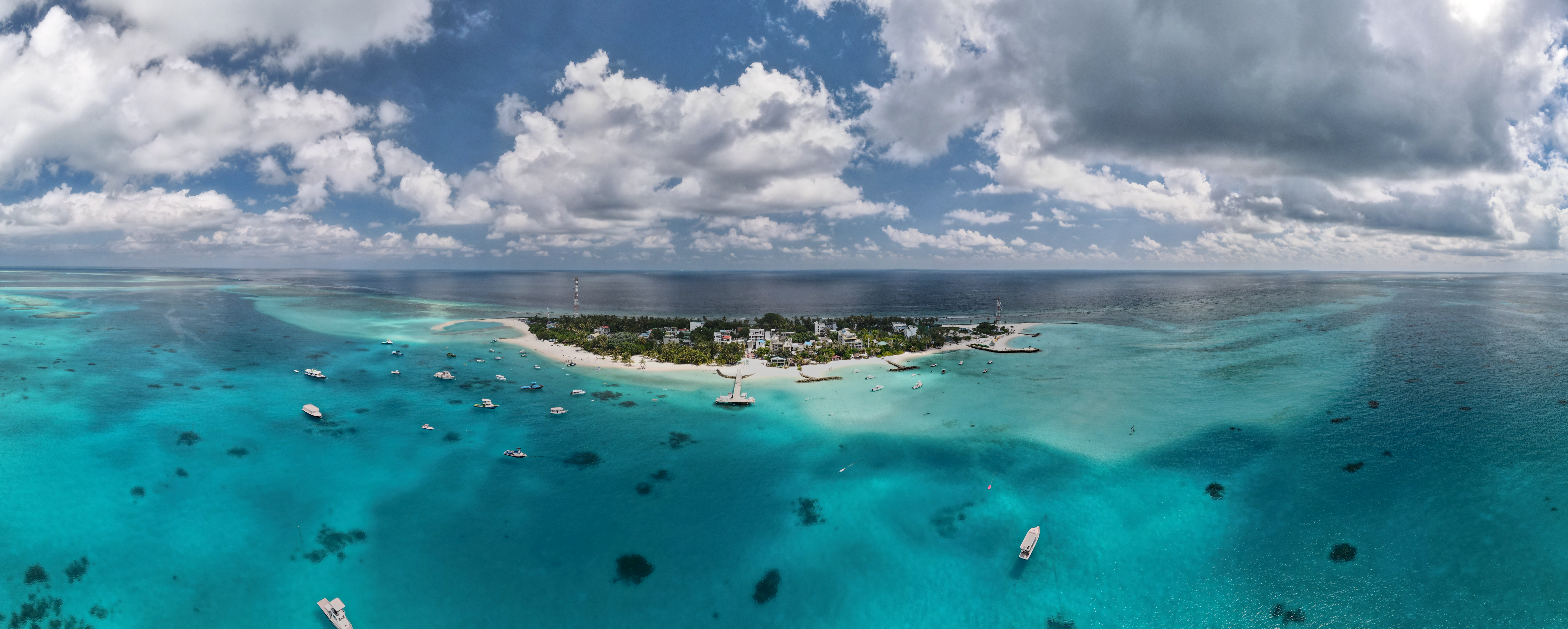 Aerial panorama of Fulidhoo Island, Vaavu Atoll