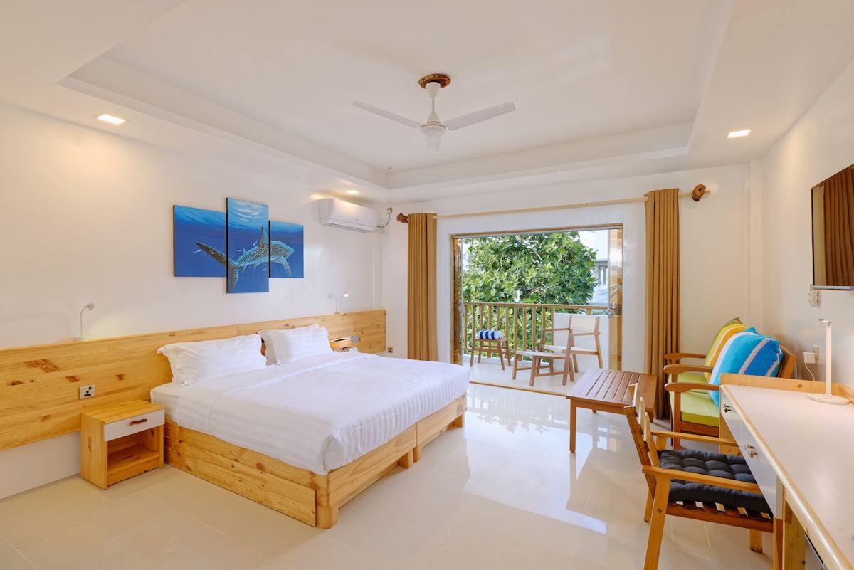 Family Room with the whale-shark painting
